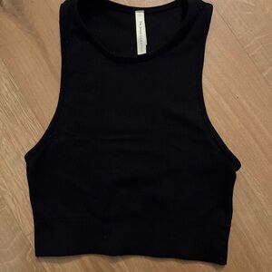 Aritzia babaton ribbed black tank